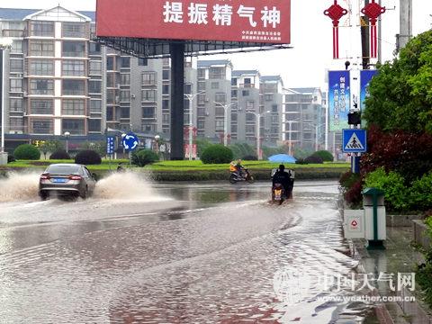 中央氣象臺發佈暴雨藍色預警 西南局地有大暴雨