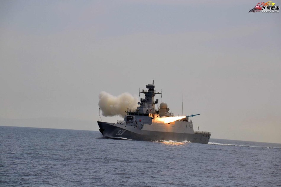 中国产c28a护卫舰首射反舰导弹(组图)