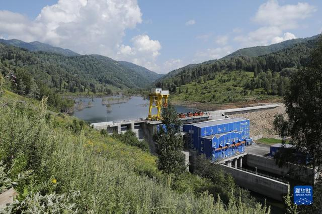 Pag-unlad ng Tsina, bagong pagkakataon ng daigdig_fororder_0403station