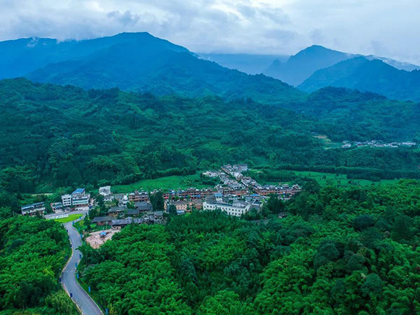 雅安雨城：多维度坚守生态“本色” 助推“绿色发展先行示范区”建设_fororder_ͼƬ2