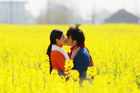 《姐妹兄弟》冯雷找初恋感觉 亲密戏有尴尬