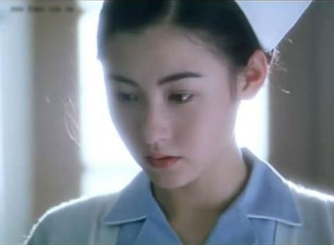 张柏芝复出影坛 玉女昔日青涩照 被赞：惊艳了时光