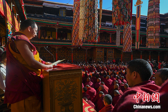 班禅：将全身心奉献于“爱国爱教、护国利民”的宏伟事业