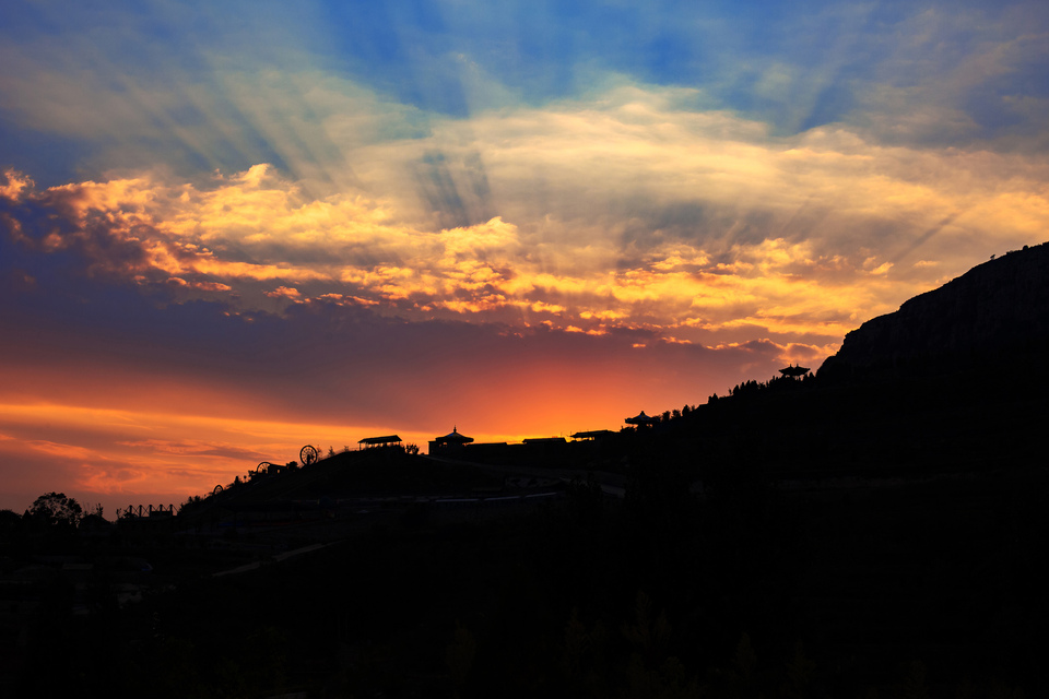美景山东｜翼云石头部落：山东规模最大的石板房建筑群