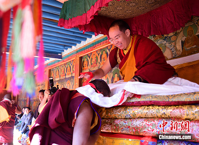 班禅：将全身心奉献于“爱国爱教、护国利民”的宏伟事业