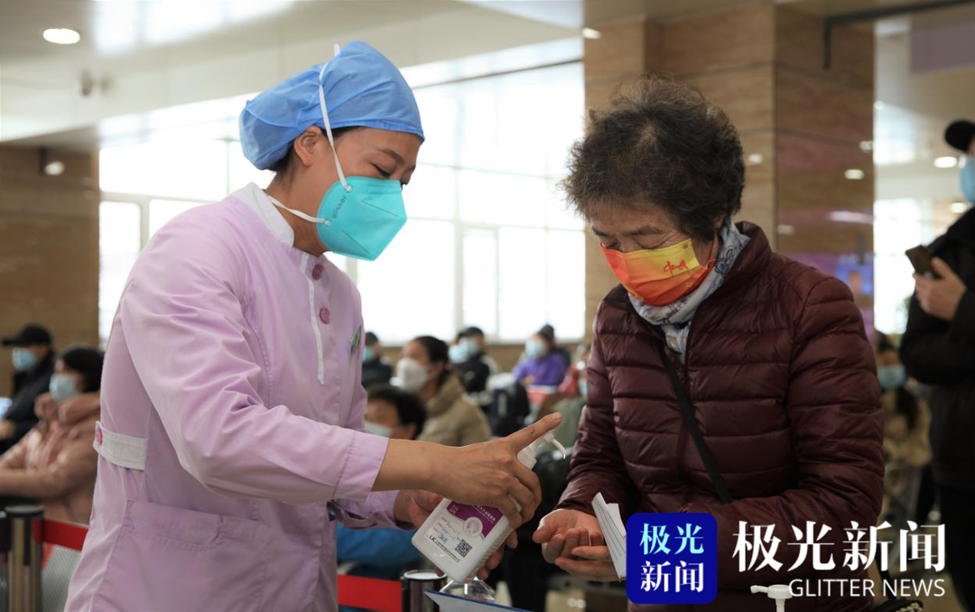 暖心服务 | 哈医大一院群力院区百名专家义诊践初心