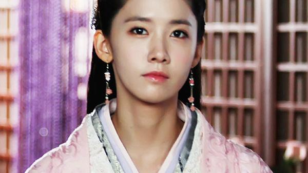 武神赵子龙随便一个女配，颜值都吊打女主林允儿！最大赢家是丫鬟