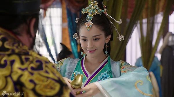 武神赵子龙随便一个女配，颜值都吊打女主林允儿！最大赢家是丫鬟