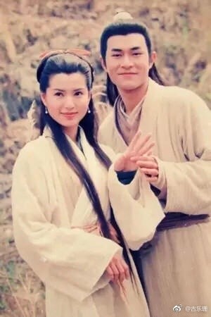 李若彤开通微博 网友忙晒《神雕侠侣》剧照(图)