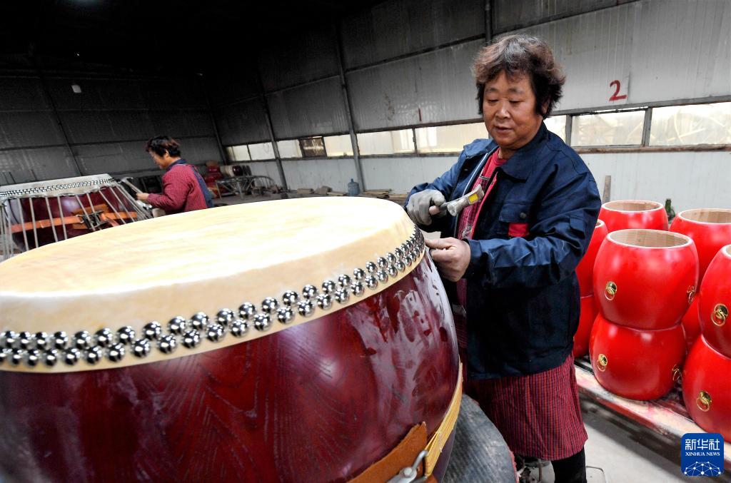 河北饶阳:民族乐器俏销海内外