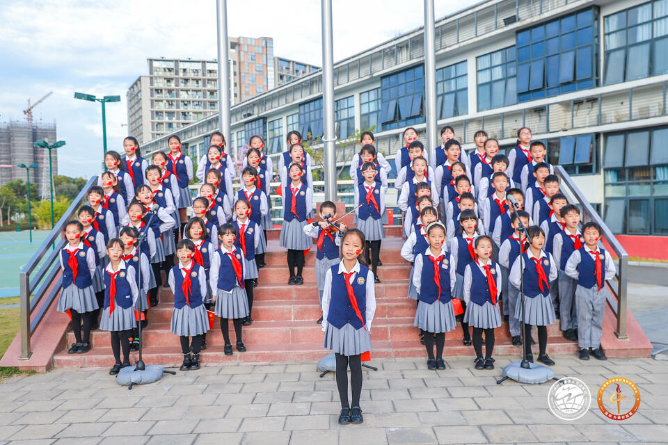 广东外语外贸大学附设番禺外国语学校第四届田径运动会成功举办_fororder_微信图片_20211118165723