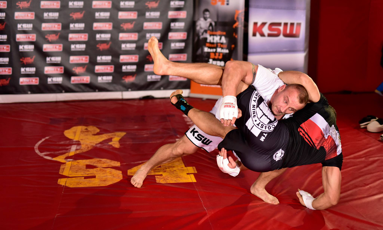 世界上最有力的男人 曾说健美先生都是软蛋