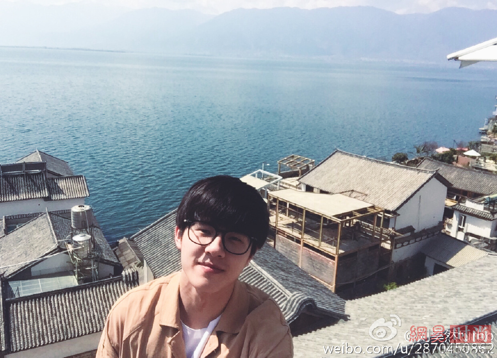 吴磊PK刘昊然 小鲜肉谁萌值高