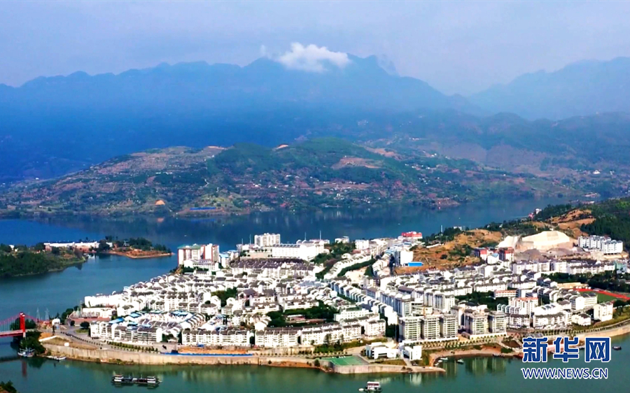 重庆：三峡水库蓄水完成 高峡平湖美景再现