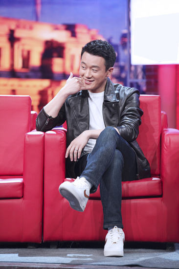 佟大为遭金星谑称“心机boy” 曝曾救轻生女孩