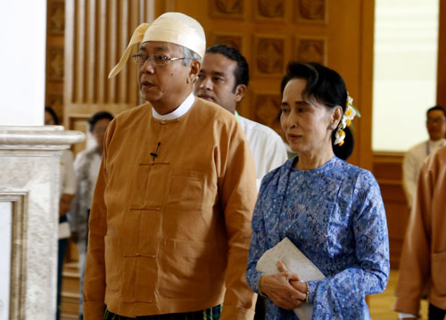 缅甸总统吴廷觉(左)和昂山素季(右)
