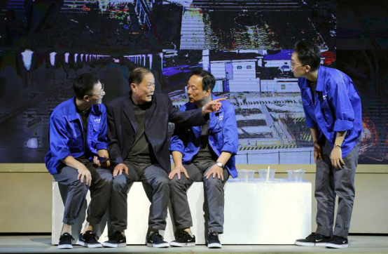 話劇《大風有隧》昨晚在滬開演 用話劇講述上海隧道人初心和使命