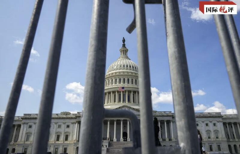 Wane laifi jirgin karkashin ruwan teku na Amurka mai suna Connecticut ya aikata a yankin tekun kudancin kasar Sin?_fororder_B