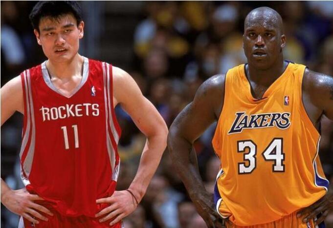 姚明职业生涯五大宿敌：面对爵士两将太无奈