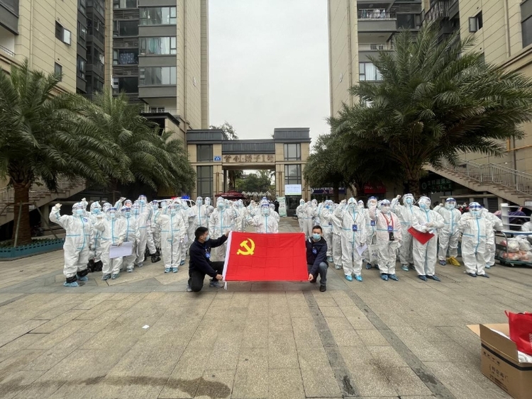 （转载）临时党支部成了小区居民的主心骨 全市已在疫情防控第一线建立临时党支部183个