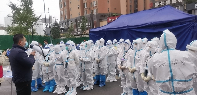 （转载）“成都力量”让这个特殊的周末特别暖心——记录封闭小区的一个特别周末