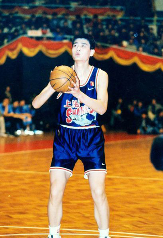 变革家姚明:另立中央倒逼篮协 成CBA斯特恩