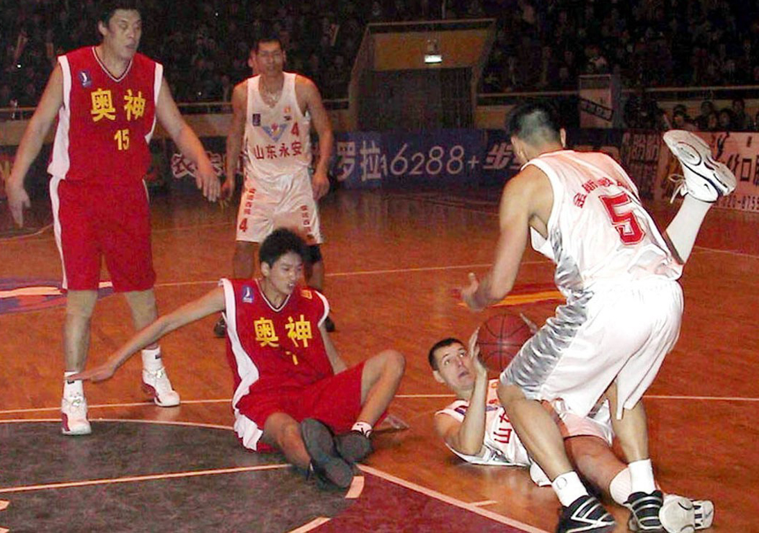 变革家姚明:另立中央倒逼篮协 成CBA斯特恩