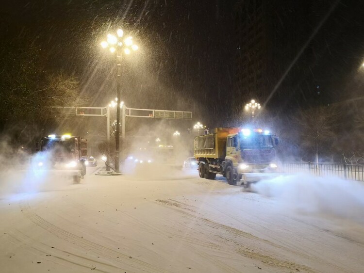 清冰雪Ⅲ级应急响应！哈尔滨市区主干街路首轮降雪基本清