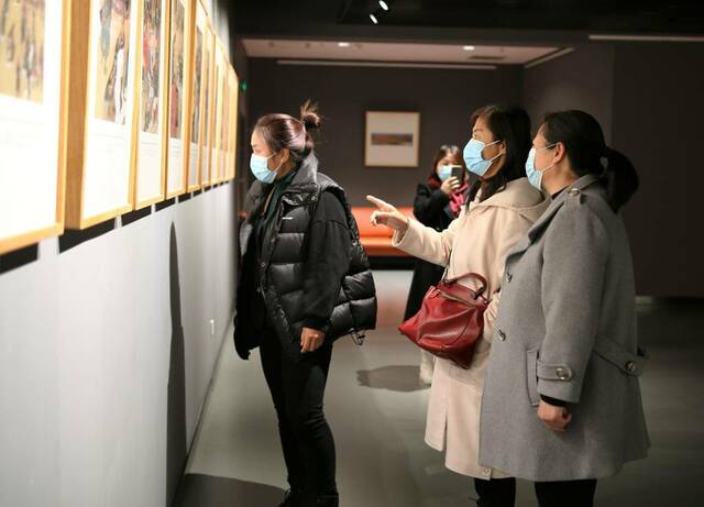 “学习用典”连环画作品展走进榆林