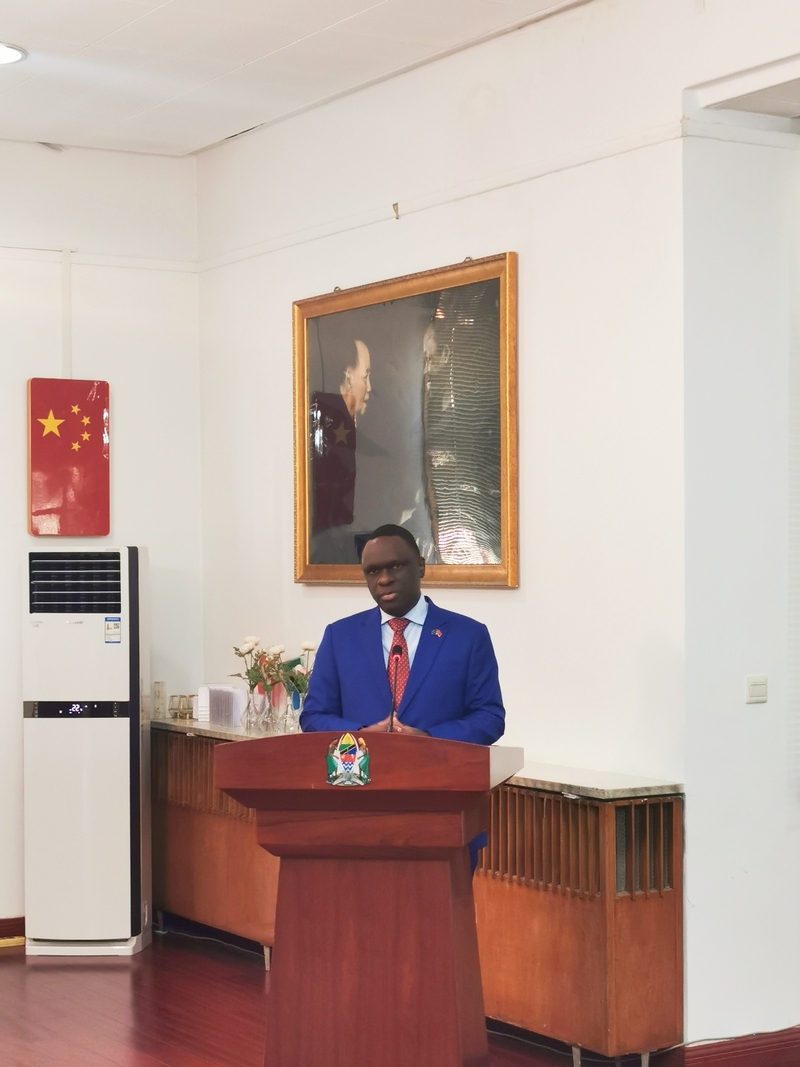 Balozi wa Tanzania nchini China atarajia wateja wengi zaidi wa China kufahamu bidhaa za Tanzania kupitia CIIE_fororder_QQ图片20211109085144