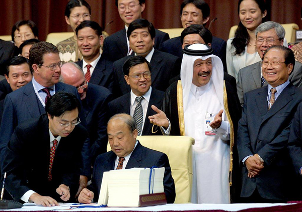 Ngayong araw sa kasaysayan: Pagsapi ng Tsina sa WTO, pumasok sa bagong yugto ang pagbubukas ng Tsina sa labas_fororder_20211110Shi4600