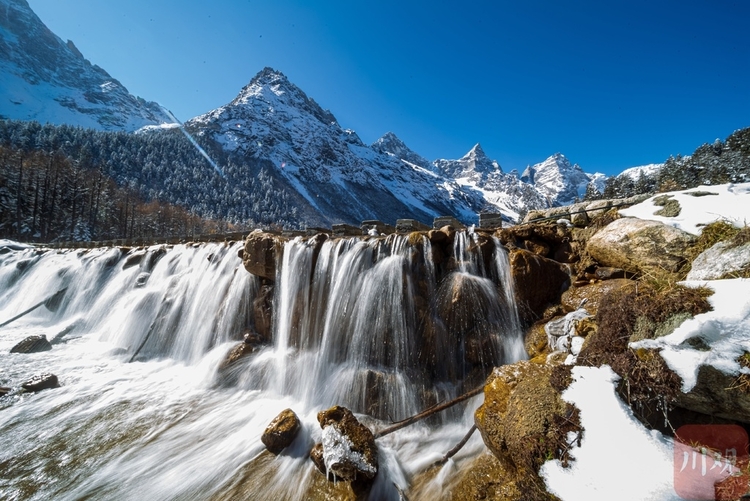 （中首）如诗如画！来看毕棚沟初冬雪景大片