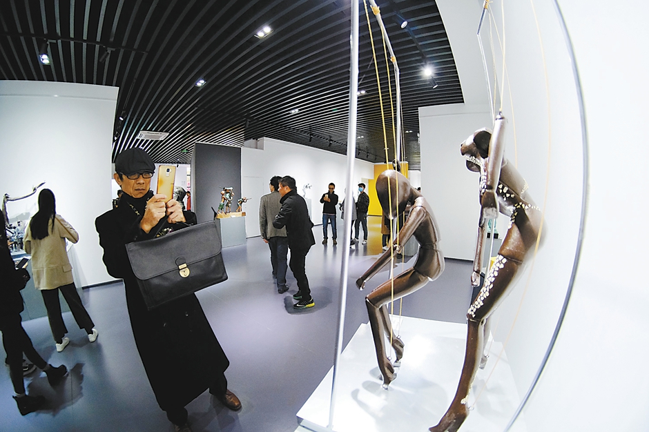 第六届安徽美术大展雕塑作品展精彩亮相