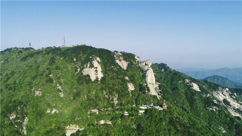 麻城龟峰山景区迎避暑游小高峰