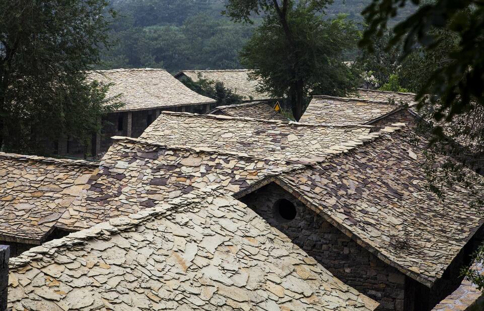 美景山东｜翼云石头部落：山东规模最大的石板房建筑群