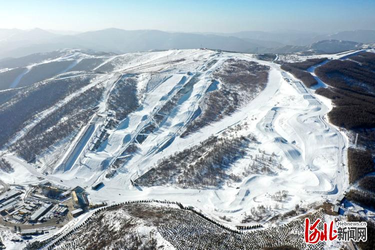 河北張家口：雲頂滑雪公園精心準備迎測試賽