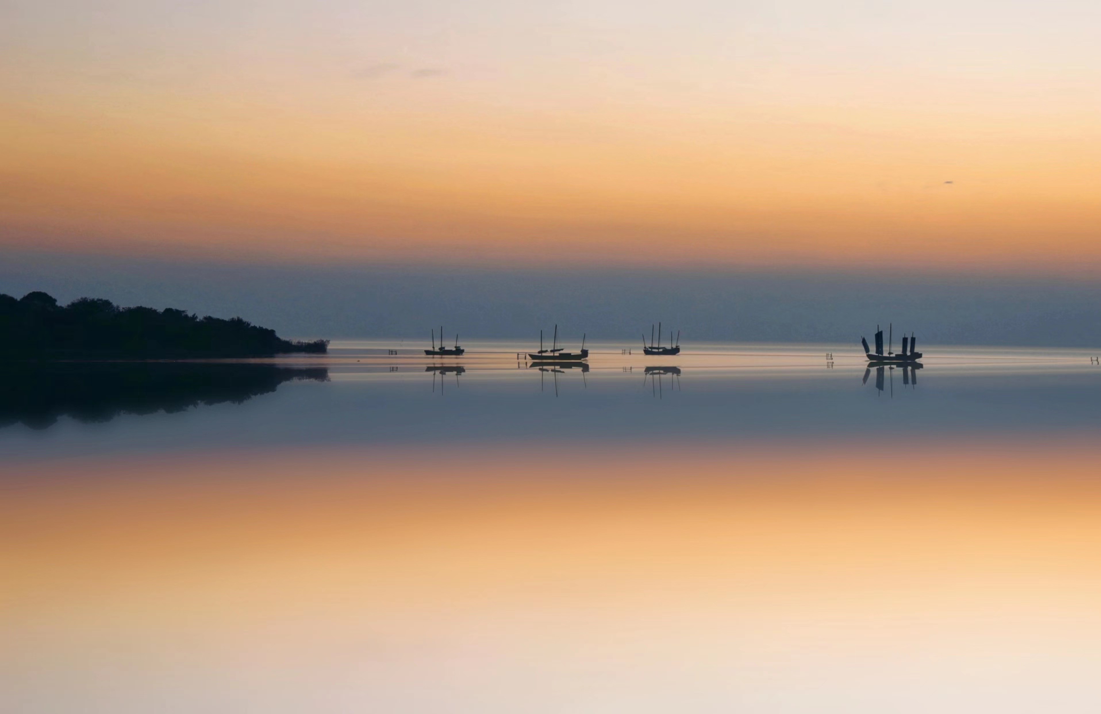 無錫濱湖：湖光瀲艷映山色 醉美風景入畫來