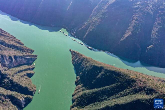 Pemandangan Gaung Wuxia Sungai Yangtze_fororder_1128077461_16372427451101n