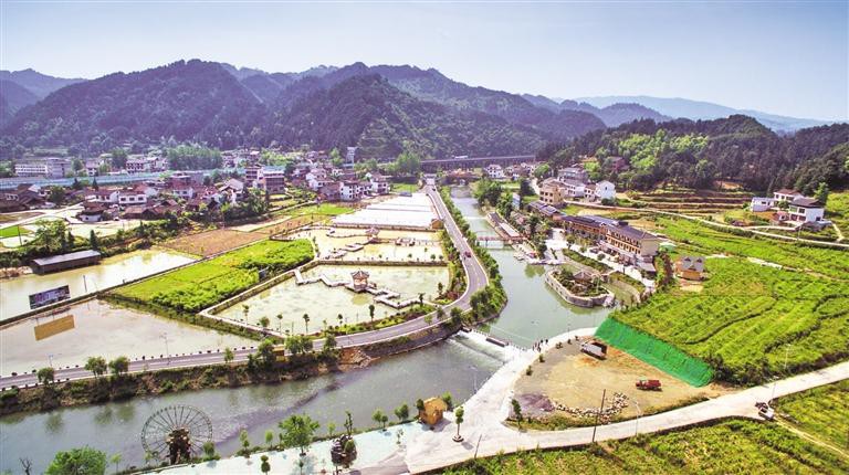 （中首）黔东南：山明水秀迎远客_fororder_中首2