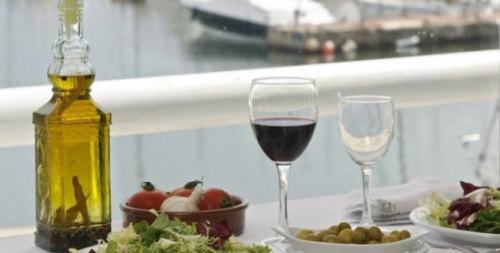 全球最长寿社区：老夫妇年龄相加近200岁不稀奇