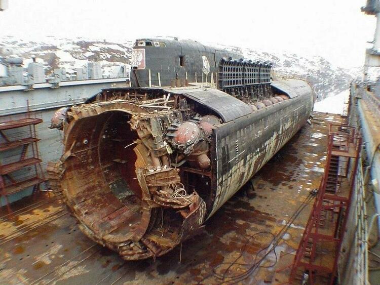 俄北方艦隊前司令：“庫爾斯克”號核潛艇沉沒原因為與北約潛艇相撞