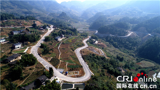 已过审【区县联动】【万盛】重庆万盛青年镇打造生态景观公路