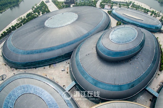 全景航拍|紹興現連體“UFO”