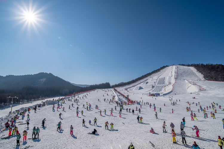 湖北神农架国际滑雪场上榜国家体育旅游示范基地名单