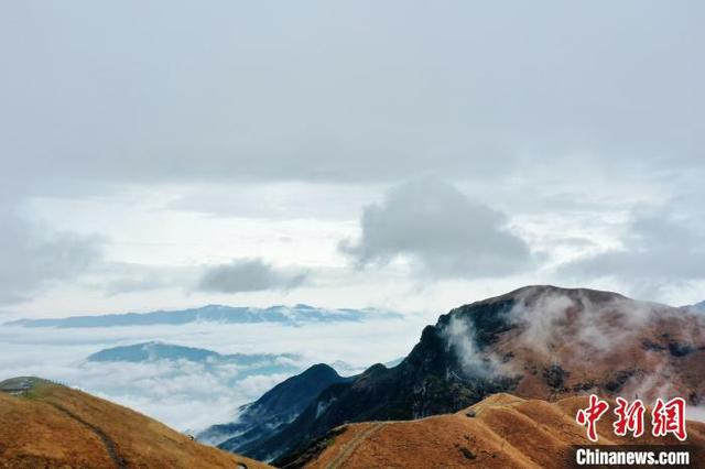 Gunung Wugong Diselimuti Kabus_fororder_wugong2