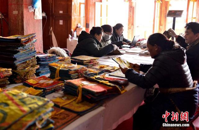 西藏布达拉宫已完成万余件可移动文物普查建档