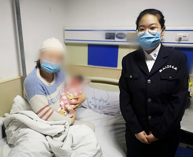 36歲産婦突然分娩 鞍山120急救中心調度員連線指導接生