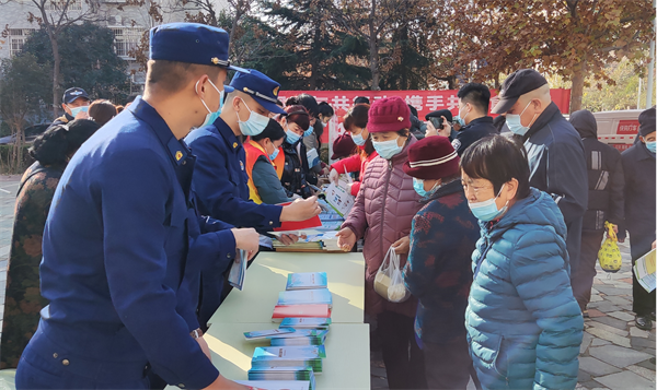 国际港务区开展国家宪法日宣传活动_fororder_图片4