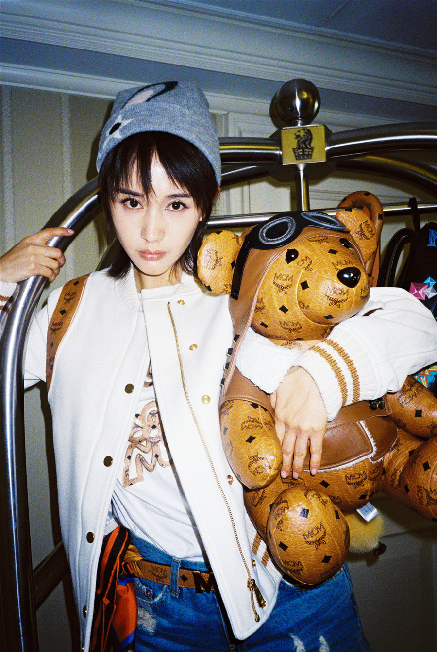 圖片默認標題_fororder_王子文個性百遍造型3