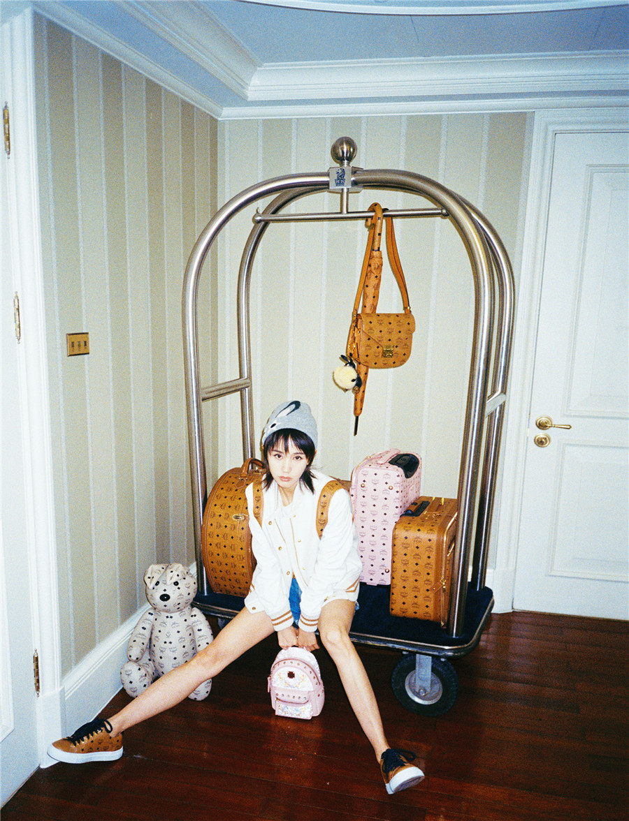 圖片默認標題_fororder_王子文個性百遍造型11